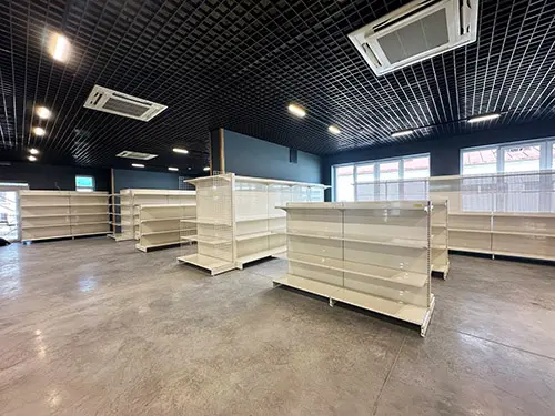 Магазин іграшок і канцелярії